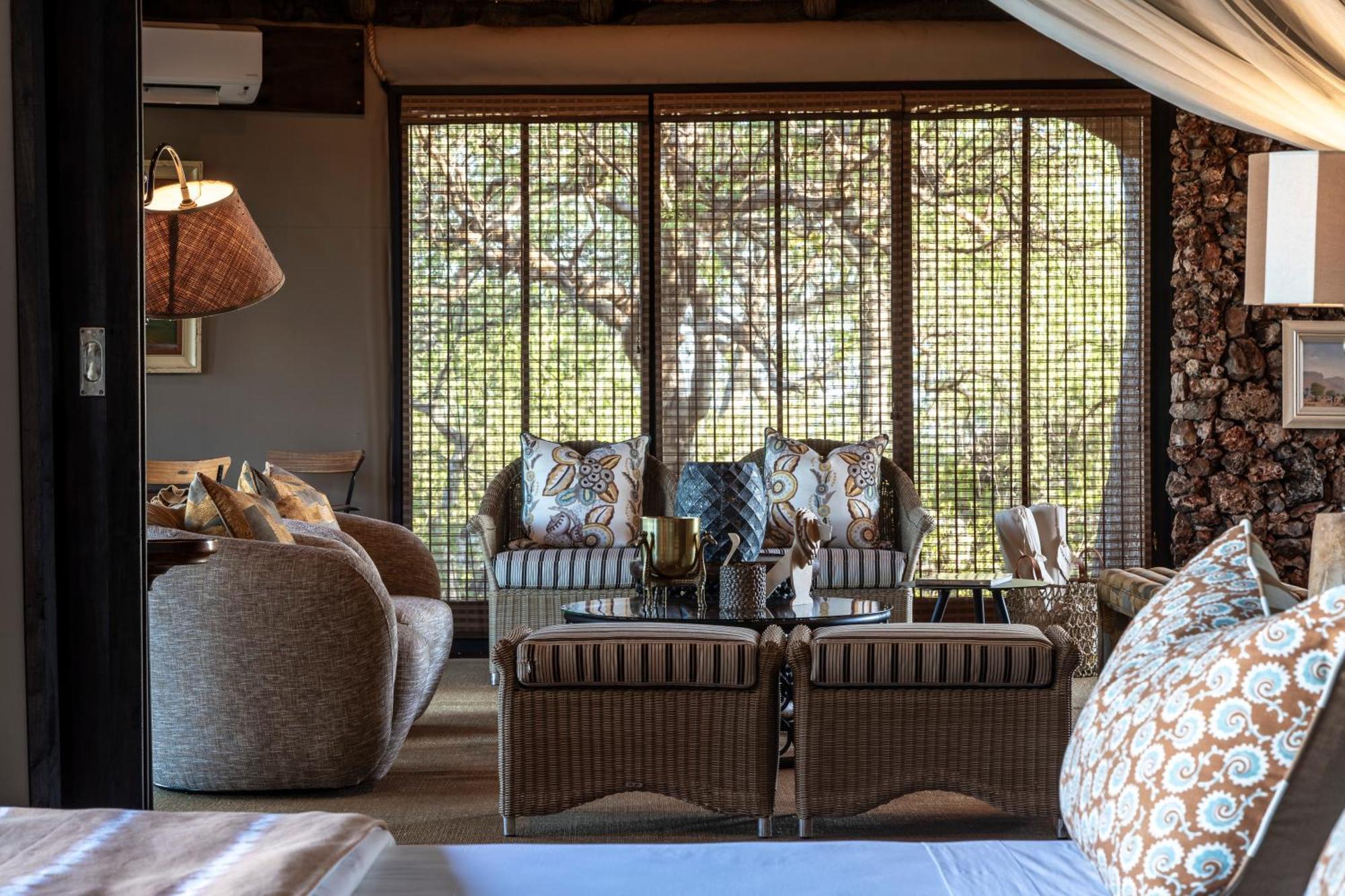 Villa Little Ongava Okaukuejo Esterno foto